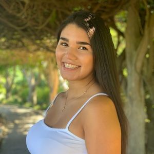 Meet your Posher, Tess